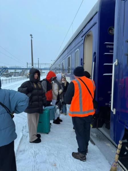 Укрзалізниця розгорнула перший пункт незламності у польському Холмі3