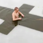 Водохреще 2026: коли пірнати в ополонку та святкувати за новим календарем