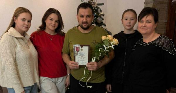 Захисник із села Борочиче Юрій Зарафутдінов отмав «Золотий Хрест»