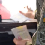 Закарпатка спробувала перетнути кордон із підробленим документом і потрапила під кримінал