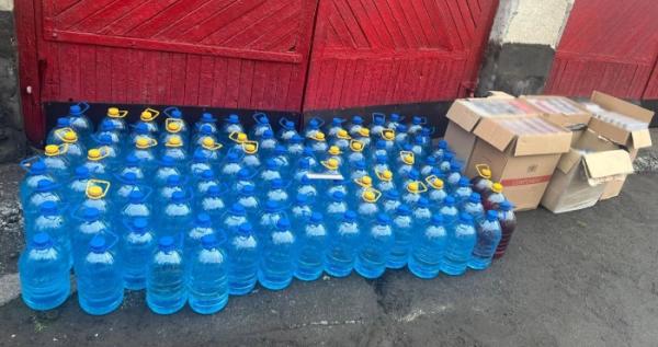 Перед судом постане мешканець Дубенського району, якого підозрюють у незаконному зберіганні, перевезенні та спробі збуту фальсифікованих тютюнових і алкогольних виробів без акцизних марок. Перед судом постане мешканець Дубенського району, якого підозрюють у незаконному зберіганні, перевезенні та спробі збуту фальсифікованих тютюнових і алкогольних виробів без акцизних марок.