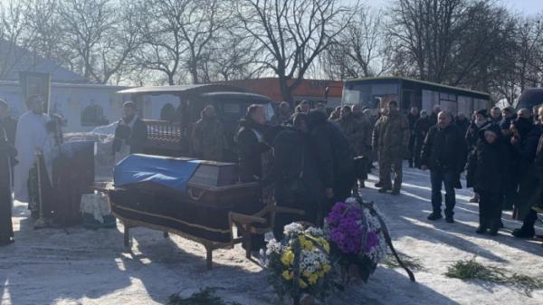 Берестечківська громада провела в останню дорогу захисника Ігоря Рижука2