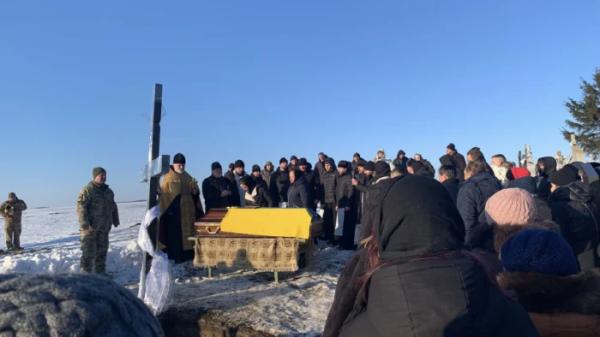 Берестечківська громада провела в останню дорогу захисника Ігоря Рижука7