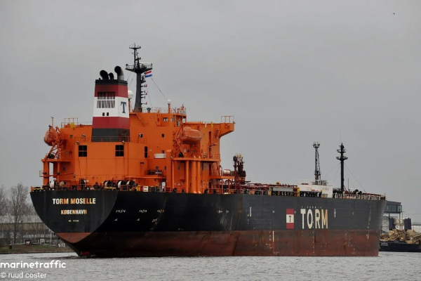 Порушення ембарго на імпорт сирої нафти з Росії через порти Чорного моря до ЄС у грудні 2025 року (база даних)0